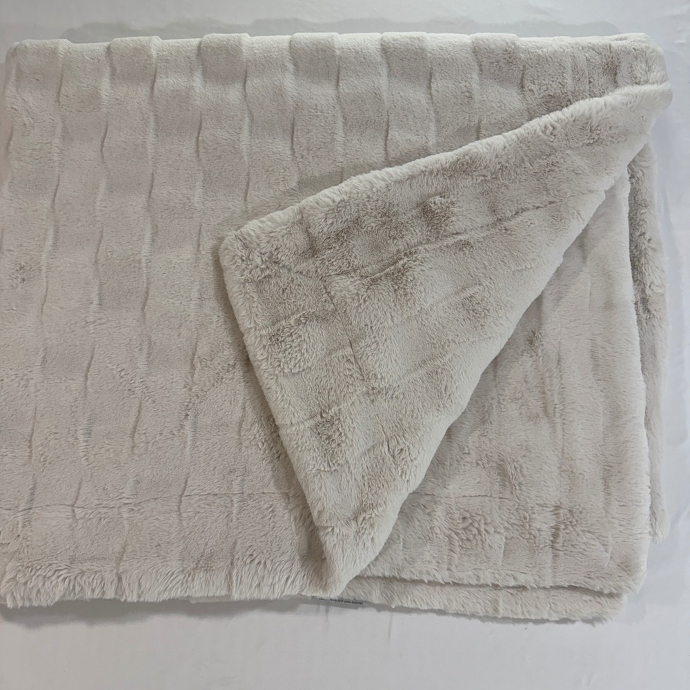 Minky Couture Urban Cream Faux Fur Throw Blanket Large 60x72 Plush Square Grid